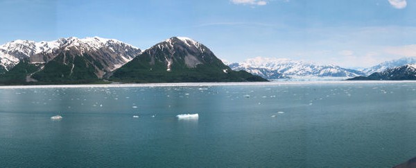 panorama-at-hubbard-glacier