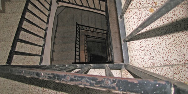 barcelonaapartmentstairwell